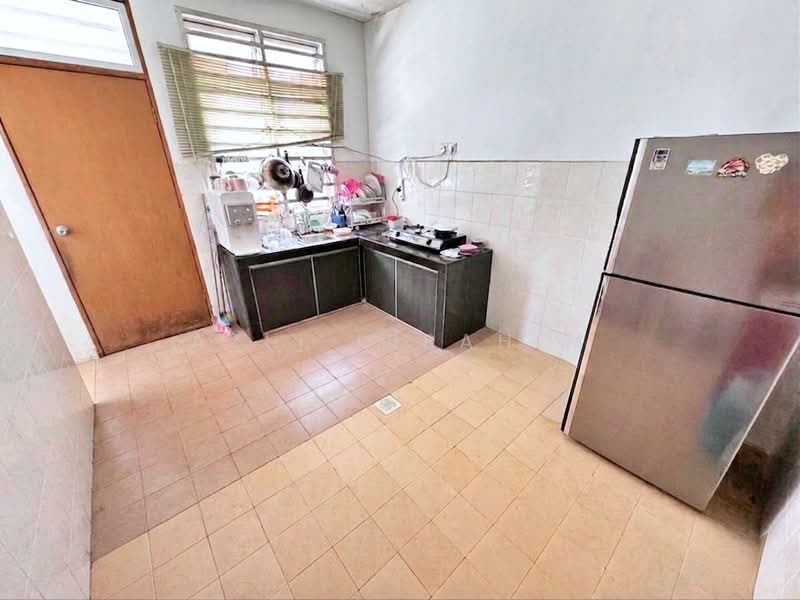 Rumah Teres 1-Tingkat untuk Dijual di Kajang (Selangor) - Azli Ibrahim - Kitchen - PropertyGuru.com.my