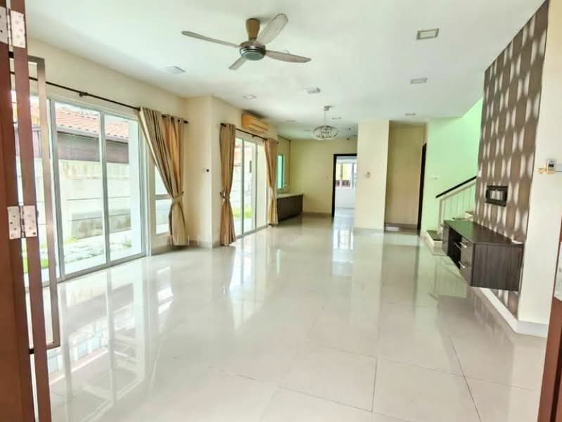 Bungalow House untuk Dijual di Bukit Idaman (Selayang) - Jennifer Chin - Living Room - PropertyGuru.com.my