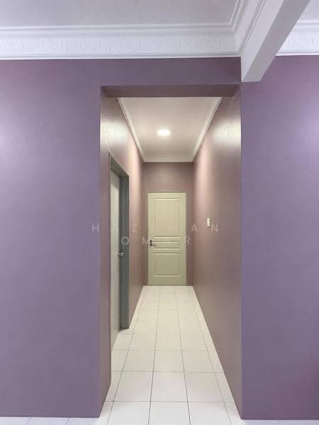 Rumah Bandar untuk Dijual di Bandar Baru Sungai Long (Kajang) - Hazeman Omar - Corridor - PropertyGuru.com.my