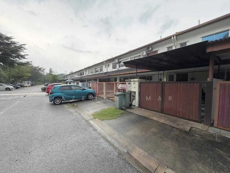 Rumah Bandar untuk Dijual di Bandar Baru Sungai Long (Kajang) - Hazeman Omar - Exterior - PropertyGuru.com.my