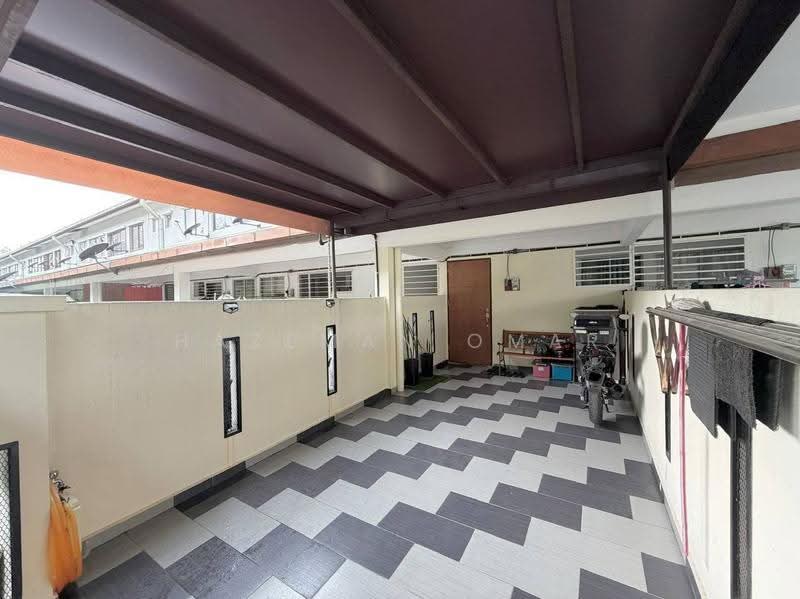 Rumah Bandar untuk Dijual di Bandar Baru Sungai Long (Kajang) - Hazeman Omar - Exterior - PropertyGuru.com.my