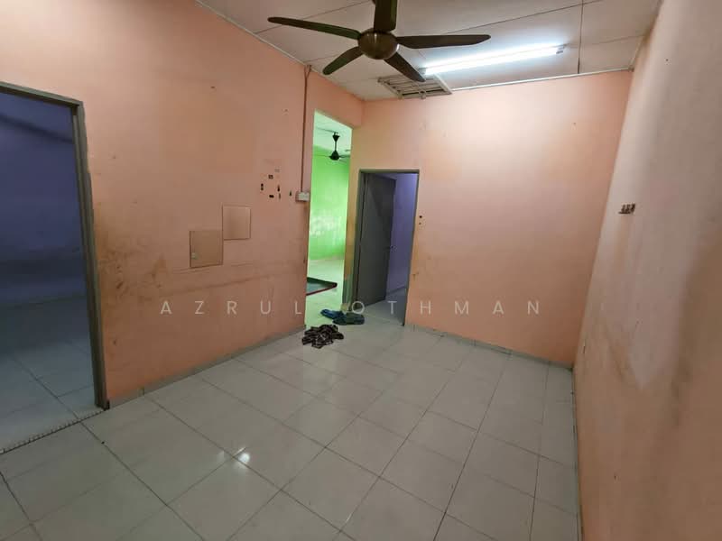 Rumah Teres 1-Tingkat untuk Dijual di Taman Teratai (Nilai) - Azrul Othman - Interior - PropertyGuru.com.my