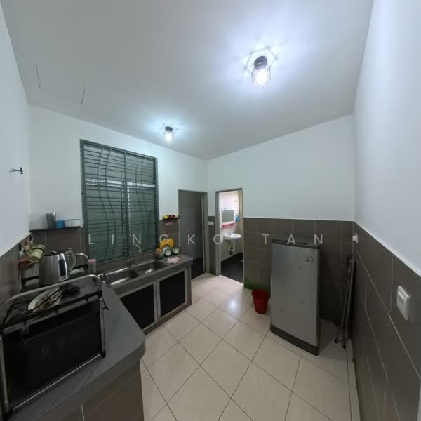 Rumah Bandar untuk Disewa di Sitiawan (Perak) - Lingko Tan - Kitchen - PropertyGuru.com.my