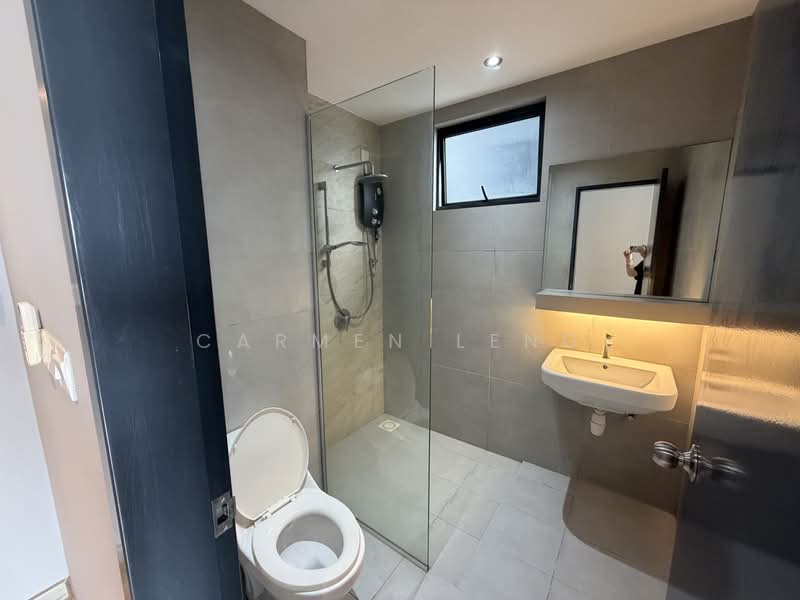 Condominium for Sale at The Holmes 2 - Carmen Leng - Bathroom - PropertyGuru.com.my