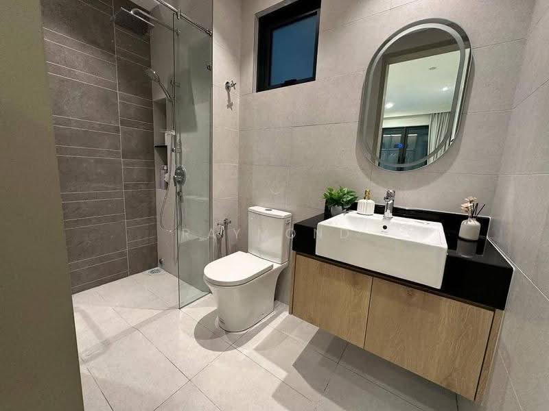 Kediaman Servis untuk Dijual di Sunway Velocity 3 - Raymond Ng - Bathroom - PropertyGuru.com.my