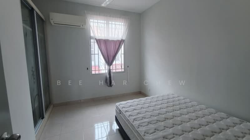 2-storey Terraced House for Rent in Setia Indah (Setia Alam) - Bee Har Chew - Bedroom - PropertyGuru.com.my