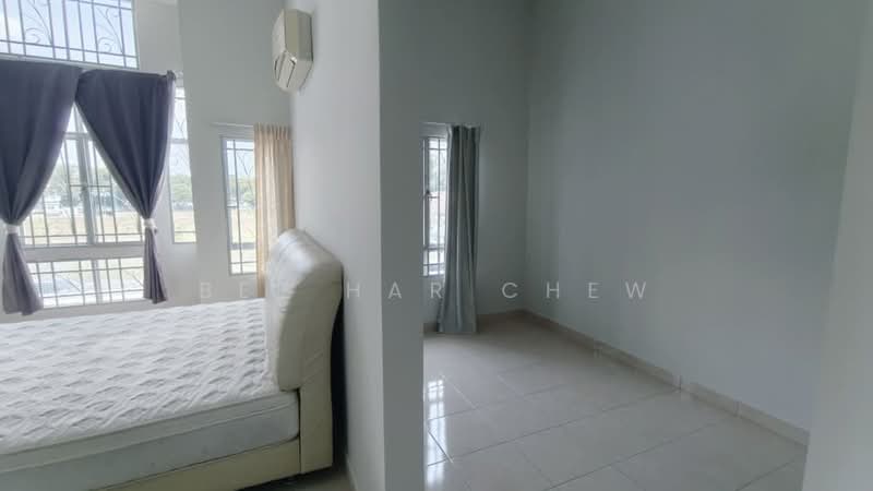 2-storey Terraced House for Rent in Setia Indah (Setia Alam) - Bee Har Chew - Bedroom - PropertyGuru.com.my