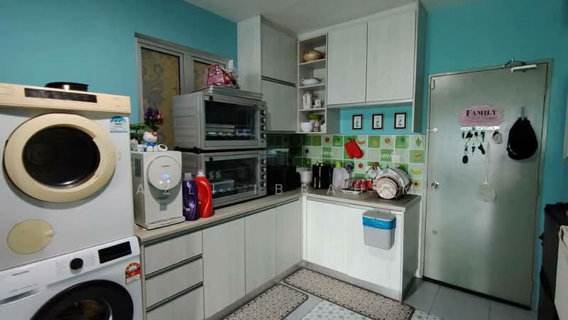 Apartment for Sale at Residensi Razakmas - Azli Ibrahim - Kitchen - PropertyGuru.com.my