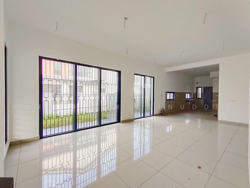 2-storey Terraced House for Sale in Elmina (Shah Alam) - NORFADILAH ZAINUDDIN - Living Room - PropertyGuru.com.my