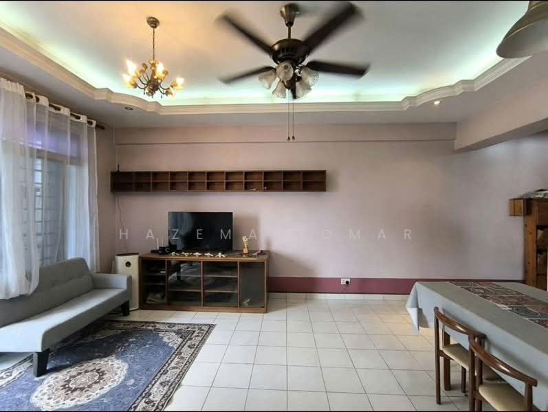 Apartment for Sale at Tasik Heights Apartment - Hazeman Omar - Living Room - PropertyGuru.com.my