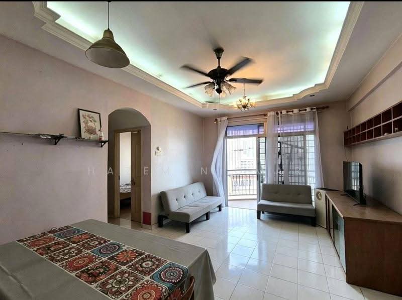 Apartment for Sale at Tasik Heights Apartment - Hazeman Omar - Living Room - PropertyGuru.com.my