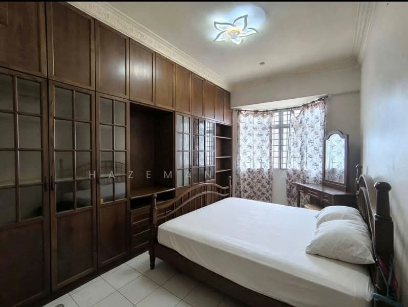 Apartment for Sale at Tasik Heights Apartment - Hazeman Omar - Bedroom - PropertyGuru.com.my