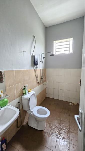 Semi-Detached House for Sale in Kulim (Kedah) - Hasrul Rosli - Bathroom - PropertyGuru.com.my