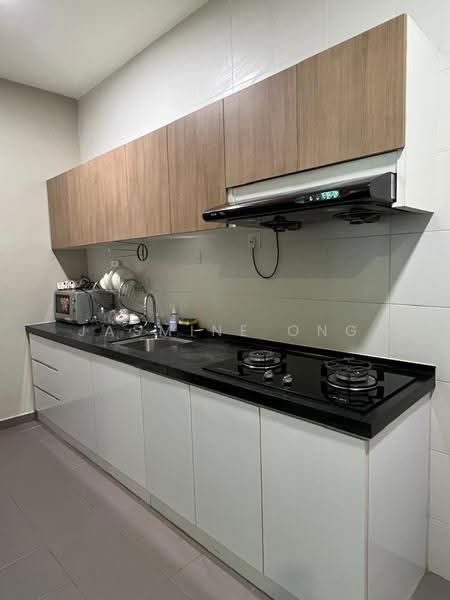 Kediaman Servis untuk Disewa di THE SENAI GARDEN (PANGSAPURI IMPIAN SENAI) - Jasmine Ong - Kitchen - PropertyGuru.com.my