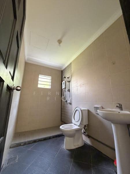 Bungalow House untuk Dijual di Kota Kinabalu (Sabah) - Fernando Ricky - Bathroom - PropertyGuru.com.my