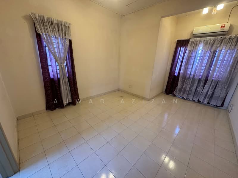 Rumah Teres 1.5-Tingkat untuk Dijual di Kota Puteri (Batu Arang) - Ajwad Azizan - PropertyGuru.com.my
