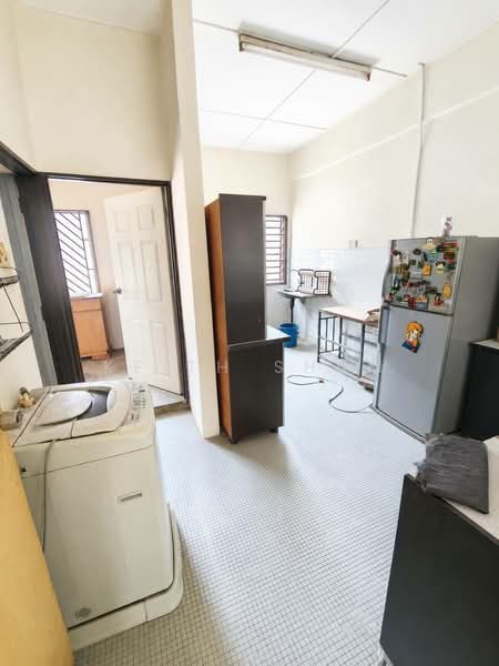 1-storey Terraced House for Sale in Skudai (Johor) - Keith Shum - Kitchen - PropertyGuru.com.my