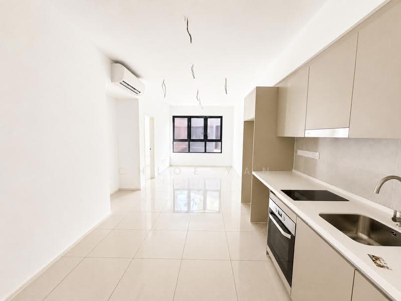 Kediaman Servis untuk Dijual di Est8 - Chloe Yan - Kitchen - PropertyGuru.com.my