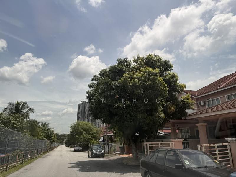 Rumah Berkembar untuk Dijual di Bandar Seri Putra (Bangi) - John Khoo - Exterior - PropertyGuru.com.my