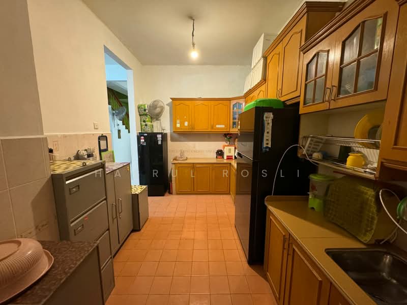 2-storey Terraced House for Sale in Bandar Laguna Merbok (Sungai Petani) - Hasrul Rosli - Kitchen - PropertyGuru.com.my