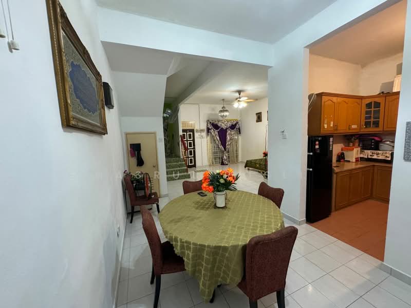 2-storey Terraced House for Sale in Bandar Laguna Merbok (Sungai Petani) - Hasrul Rosli - Dining Room - PropertyGuru.com.my
