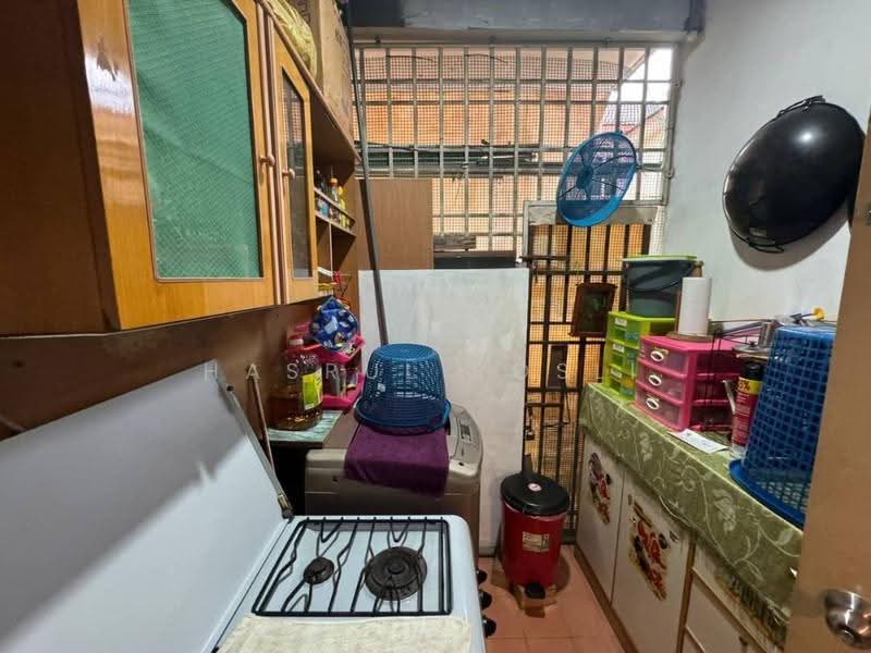 2-storey Terraced House for Sale in Bandar Laguna Merbok (Sungai Petani) - Hasrul Rosli - Kitchen - PropertyGuru.com.my