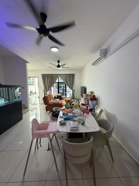 2-storey Terraced House for Sale in Austin Crest (Johor Bahru) - Jack Chai - Living Room - PropertyGuru.com.my