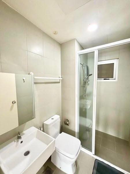 Kondominium untuk Disewa di Sofiya Residensi - Jason Low - Bathroom - PropertyGuru.com.my
