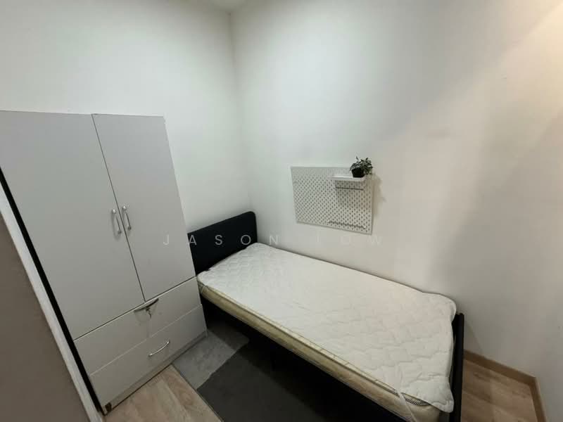 Kediaman Servis untuk Disewa di Emporis - Jason Low - Bedroom - PropertyGuru.com.my