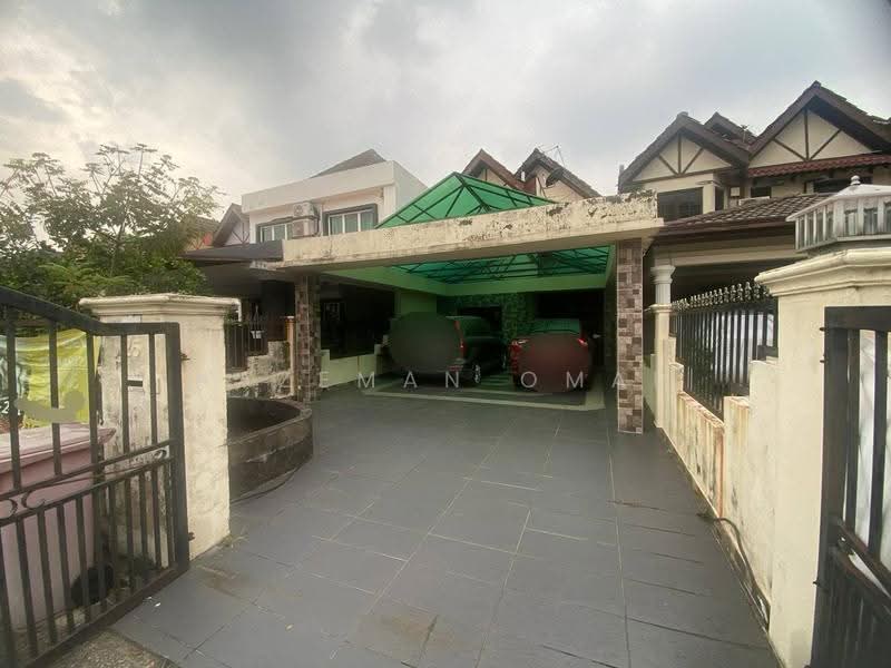 2-storey Terraced House for Sale in Kelana Jaya (Petaling Jaya) - Hazeman Omar - Exterior - PropertyGuru.com.my
