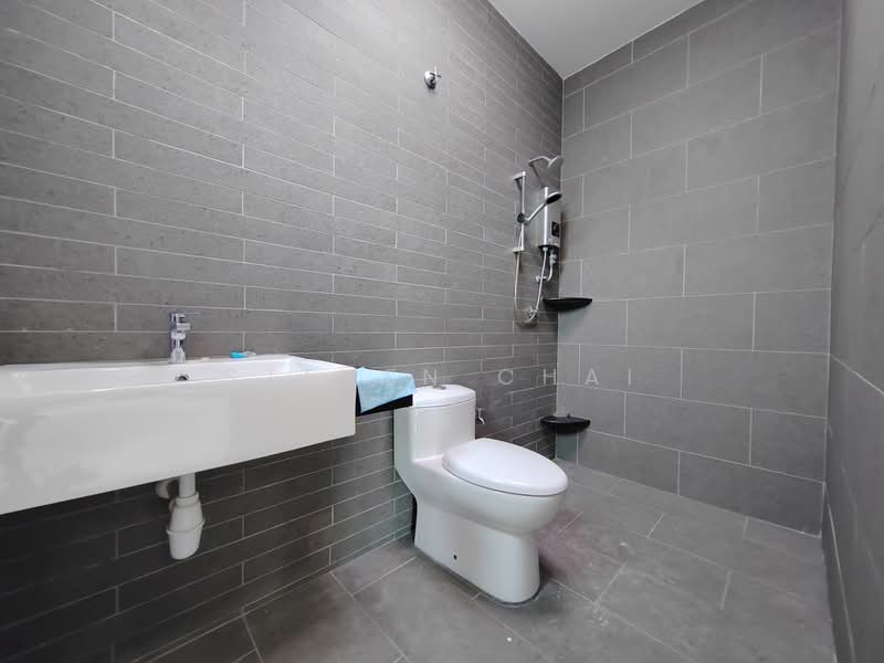 2-storey Terraced House for Sale in Taman Satu Krubong (Krubong) - Steven Chai - Bathroom - PropertyGuru.com.my