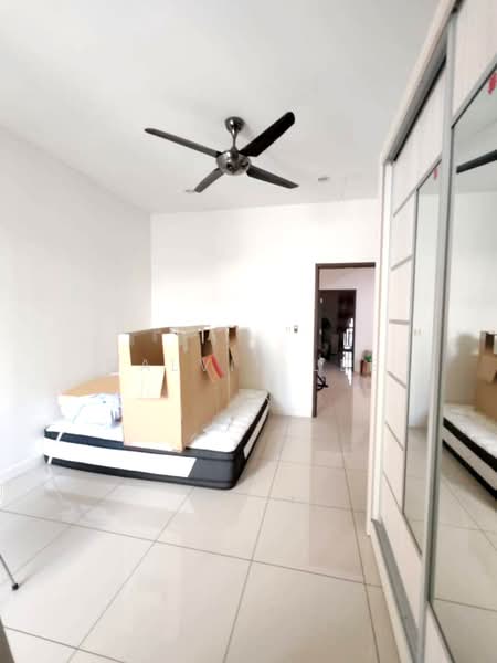 Rumah Teres 2-Tingkat untuk Dijual di Taman Nusa Idaman (Iskandar Puteri (Nusajaya)) - Calvin Lee - PropertyGuru.com.my