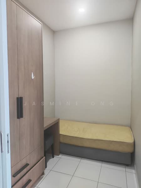 Kediaman Servis untuk Disewa di THE SENAI GARDEN (PANGSAPURI IMPIAN SENAI) - Jasmine Ong - Bedroom - PropertyGuru.com.my
