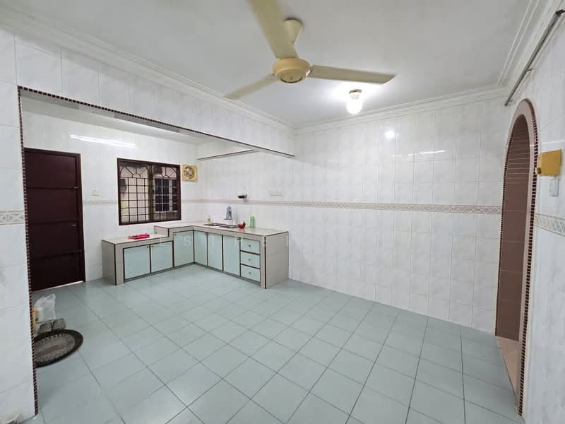 2-storey Terraced House for Sale in Pandan Indah (Ampang) - Esther Yee - Kitchen - PropertyGuru.com.my