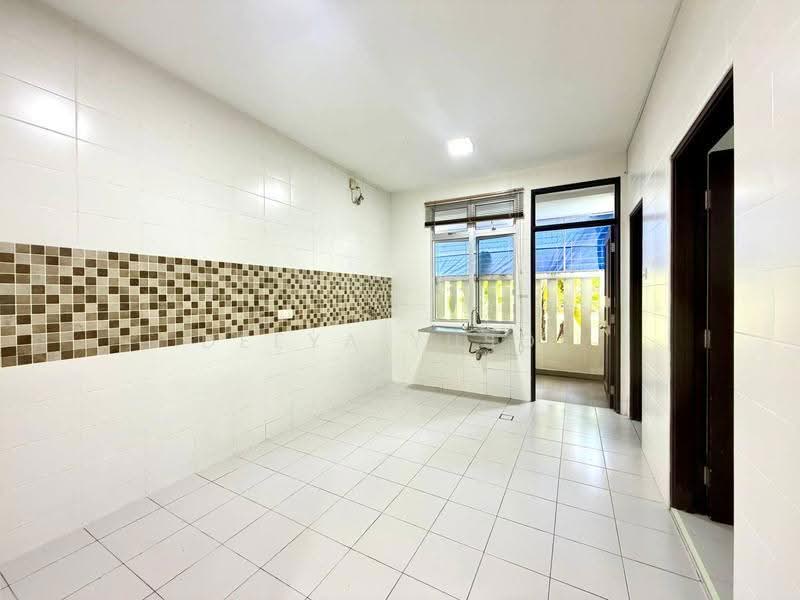 Rumah Teres untuk Dijual di Putrajaya (Putrajaya) - Deeya Yusof - Kitchen - PropertyGuru.com.my