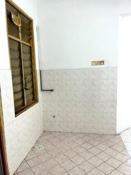 Shop for Sale in Bandar Selesa Jaya (Skudai) - Calvin Lee - PropertyGuru.com.my