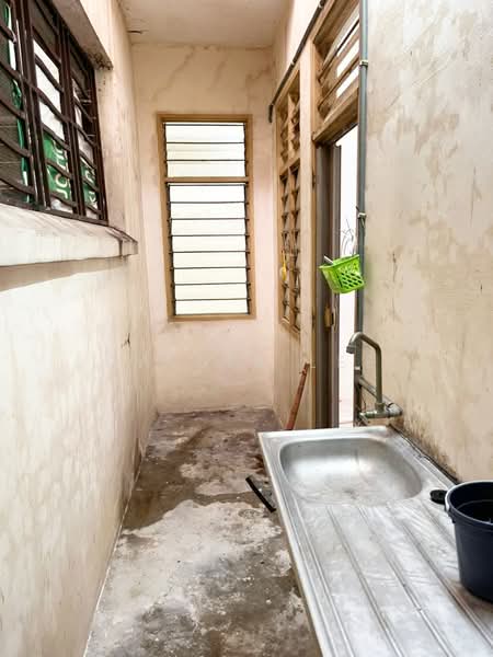 Shop for Sale in Bandar Selesa Jaya (Skudai) - Calvin Lee - PropertyGuru.com.my