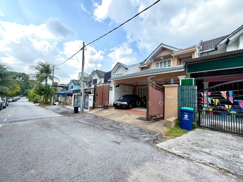 Rumah Teres untuk Dijual di Bandar Kinrara Seksyen 1 (Bandar Kinrara) - Deeya Yusof - PropertyGuru.com.my