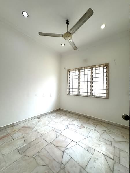 1-storey Terraced House for Sale in Klang (Selangor) - Sally Yong - Interior - PropertyGuru.com.my