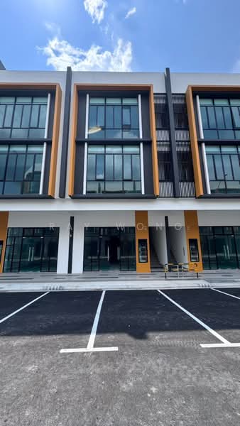 Shop / Office untuk Disewa di Bandar Baru Permas Jaya (Permas Jaya) - Ray Wong - Exterior - PropertyGuru.com.my
