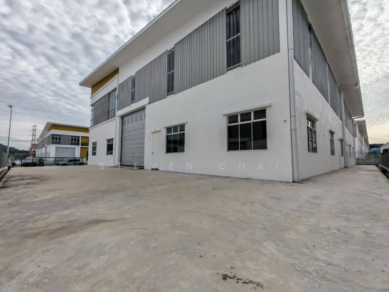 Semi-D Factory for Rent in Kawasan Perindustrian Ayer Keroh (Ayer Keroh) - Steven Chai - Exterior - PropertyGuru.com.my