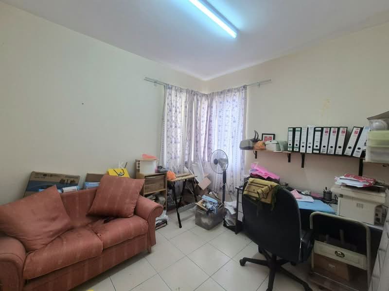 Condominium for Sale at Platinum Lake PV 10 - Keyn Aziz - Study - PropertyGuru.com.my