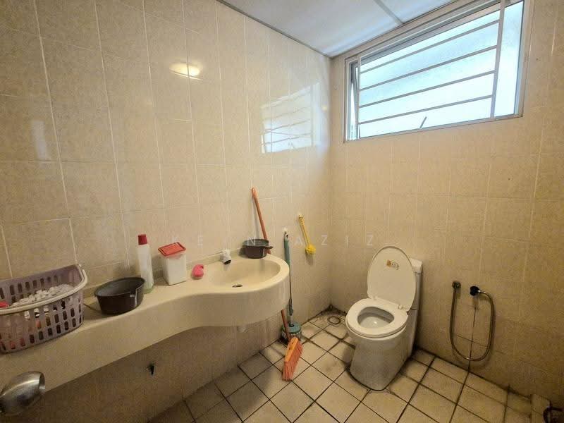 Condominium for Sale at Platinum Lake PV 10 - Keyn Aziz - Bathroom - PropertyGuru.com.my