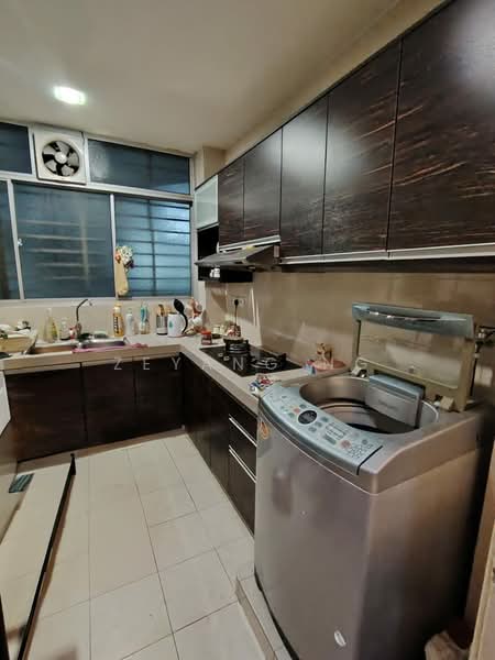 Kondominium untuk Dijual di Suriamas - Zeyang Ng - Kitchen - PropertyGuru.com.my