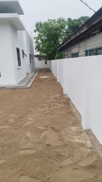 Bungalow House untuk Dijual di Menglembu (Perak) - Qazin Khoo - Exterior - PropertyGuru.com.my