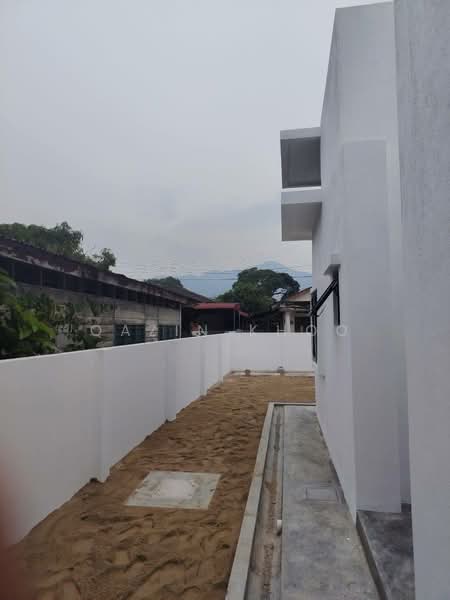 Bungalow House untuk Dijual di Menglembu (Perak) - Qazin Khoo - Exterior - PropertyGuru.com.my