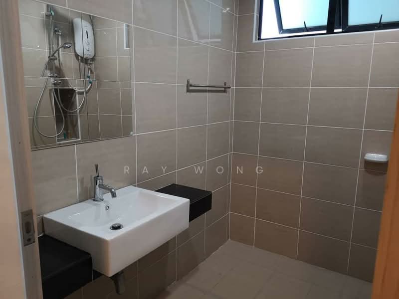 Kediaman Servis untuk Disewa di Sky Loft Premium Suites - Ray Wong - Bathroom - PropertyGuru.com.my