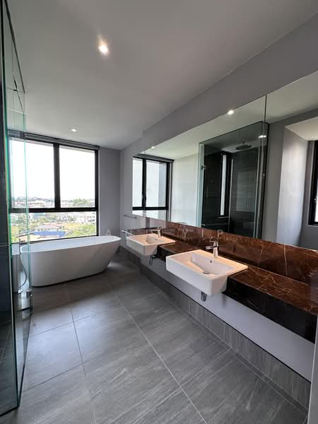 Kondominium untuk Dijual di Aetas Damansara - Sand Yip - Bathroom - PropertyGuru.com.my