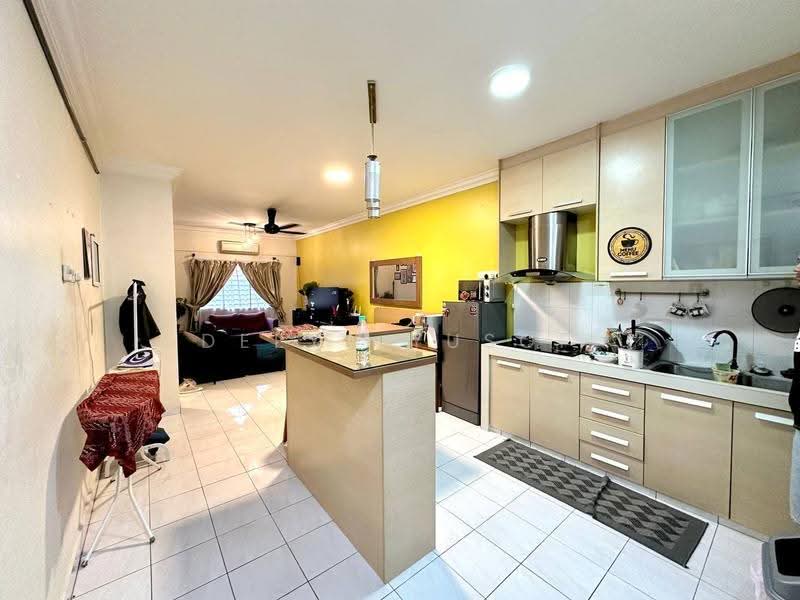 Pangsapuri untuk Disewa di Pangsapuri Cemara - Deeya Yusof - Kitchen - PropertyGuru.com.my