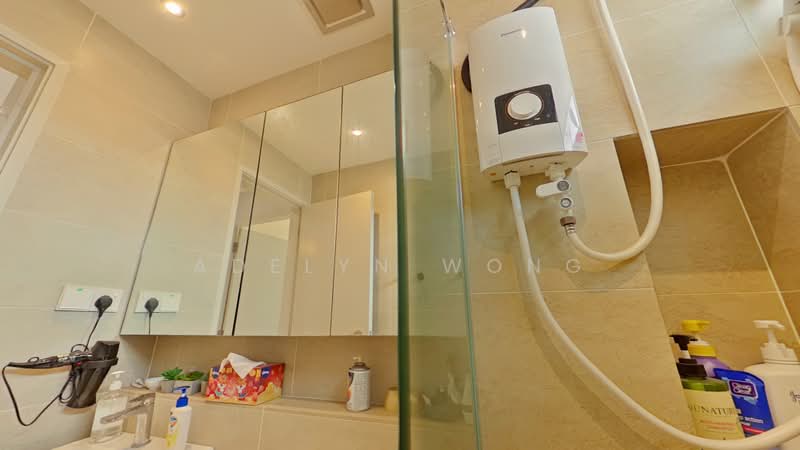 Kediaman Servis untuk Disewa di Setia City Residences - Adelyn Wong - Bathroom - PropertyGuru.com.my